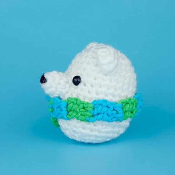 Earth Day Limited Edition Lola Loca the Polar Bear Crochet Kit - Image 4